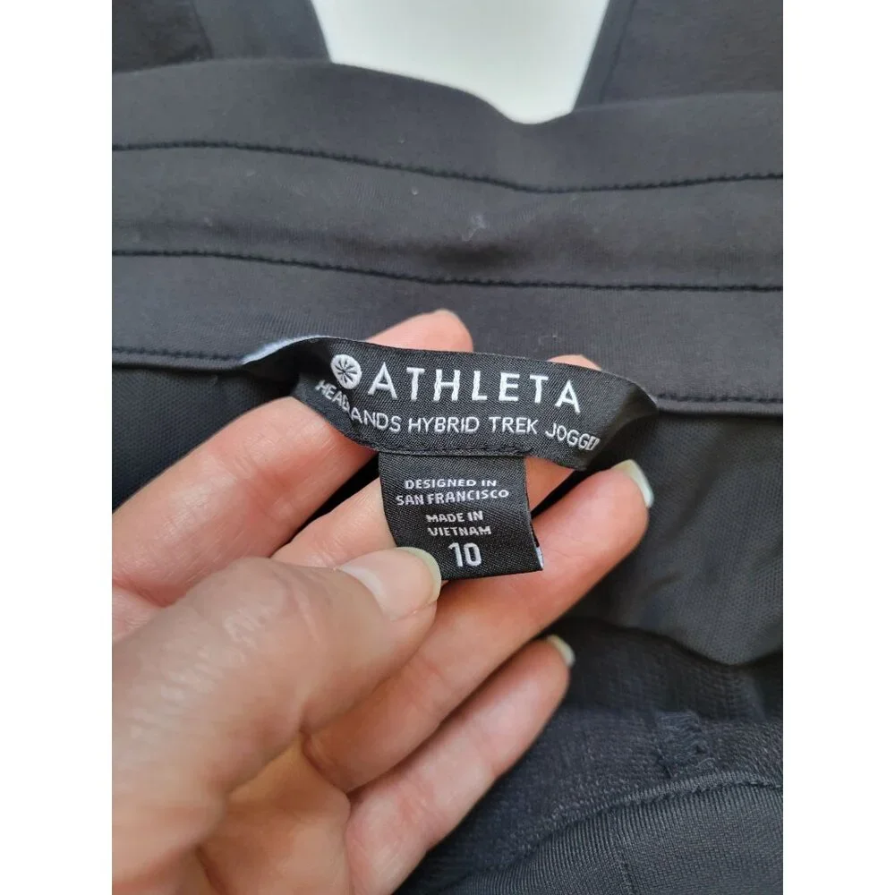 NWOT ATHLETA Headlands Hybrid Trek Jogger Women’s Size 10 Black Drawstring Pant - Picture 4 of 9